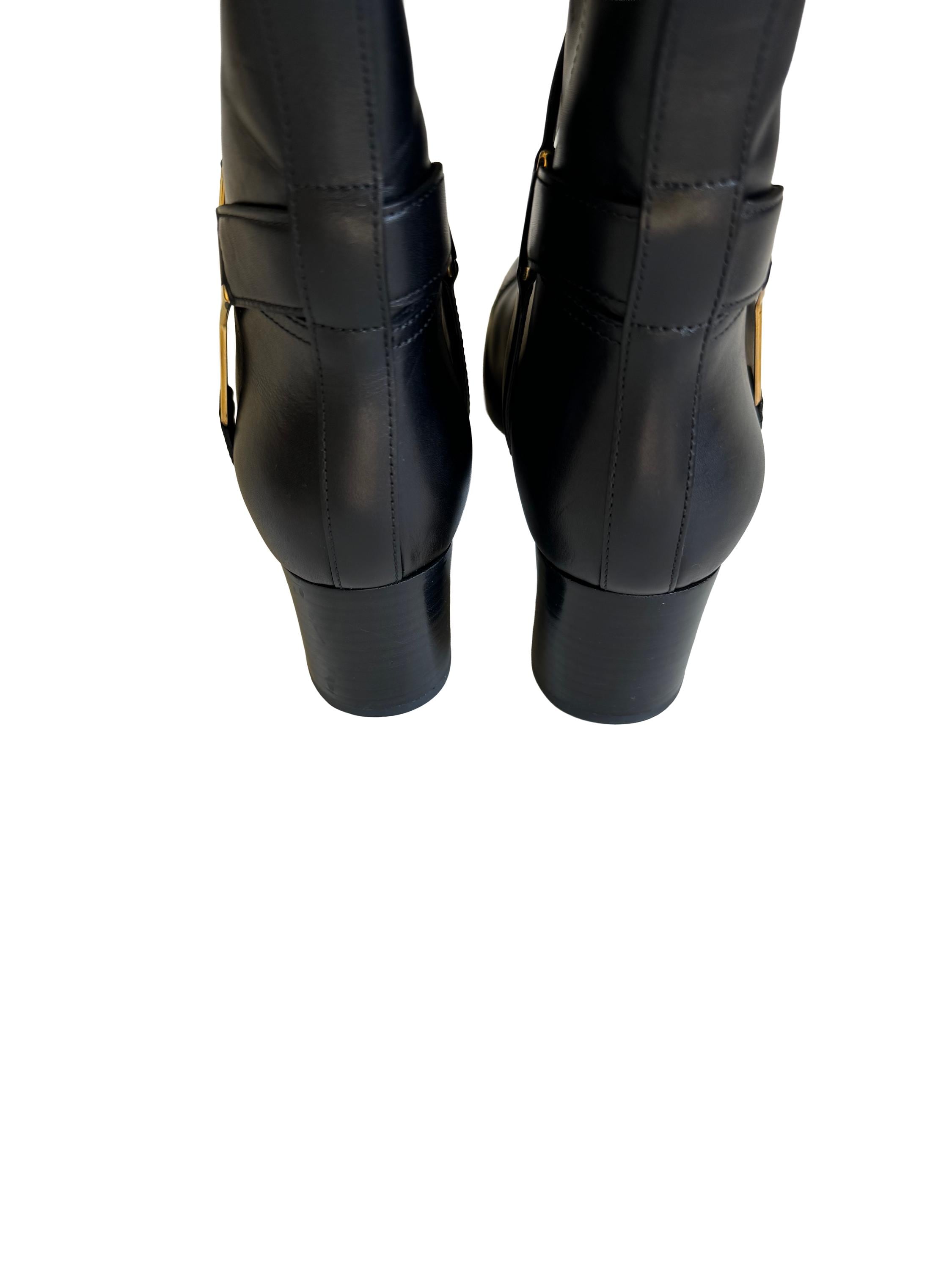 Yves Saint Laurent Thelma 55 Knee-High Boots Black
