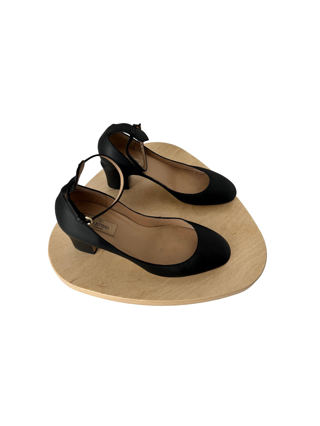 Valentino Garavani Tango Leather Ballet Pumps