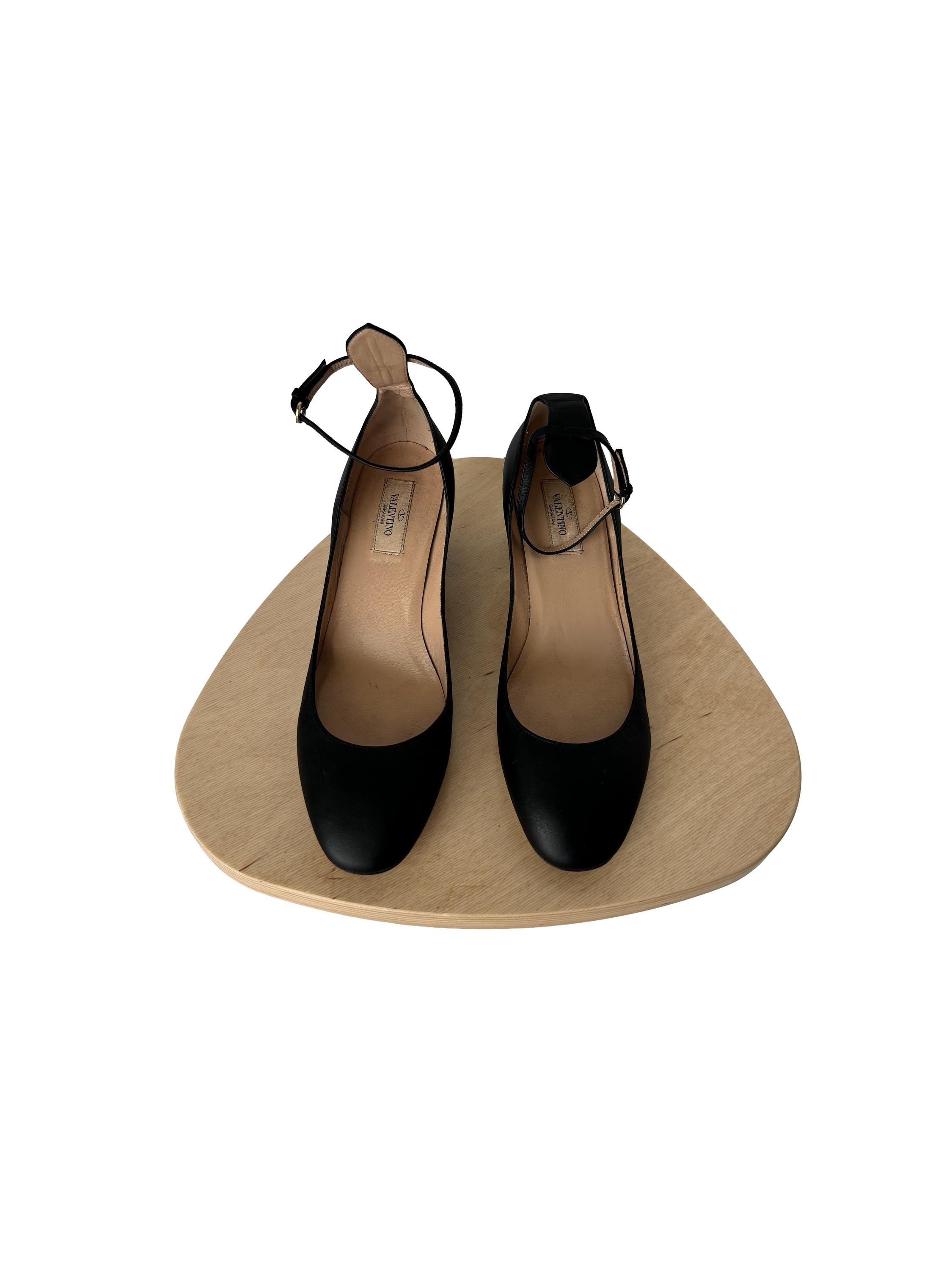 Valentino Garavani Tango Leather Ballet Pumps